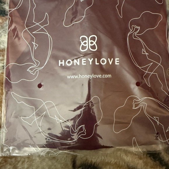 NIB Honeylove crossover brief Elegant High-Waist Burgundy/Fig Panties size small - Picture 3 of 4